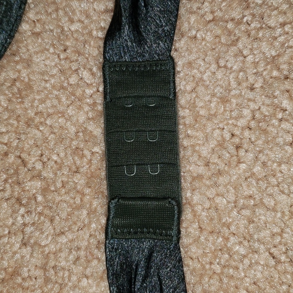 VS Perfect Shape Bra - Picture 6 of 9
